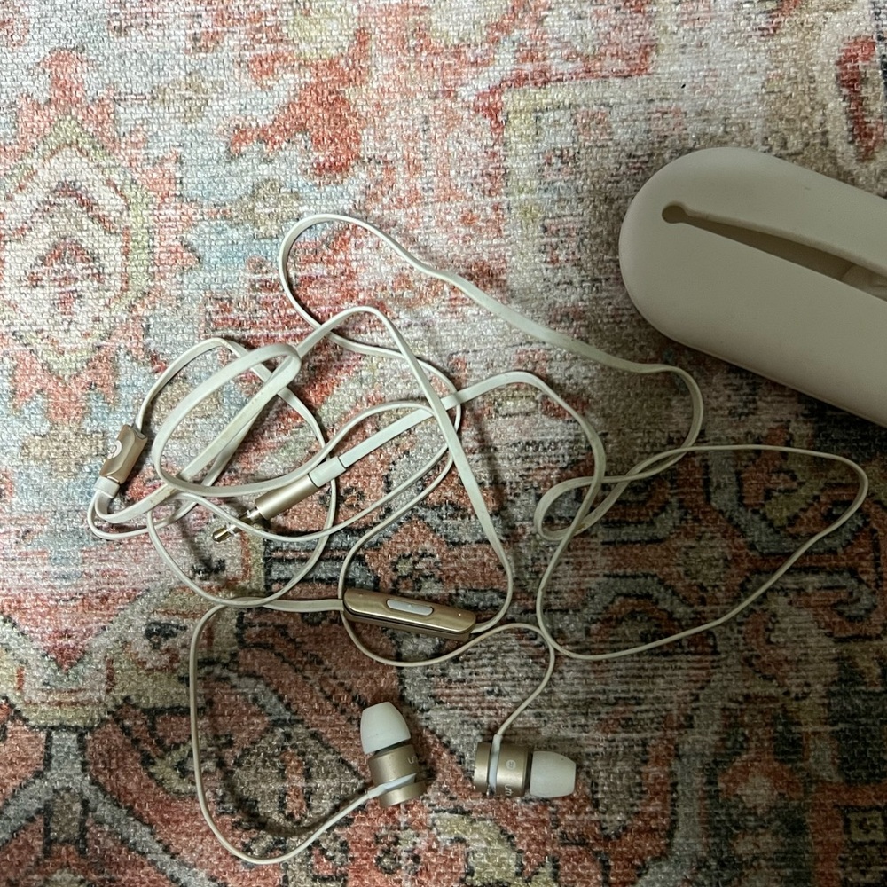 Beats ear buds